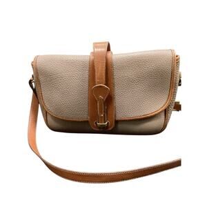 Vintage Dooney &Bourke Crossbody Women’s 1Size Pebbled Leather Flap Oner Closure